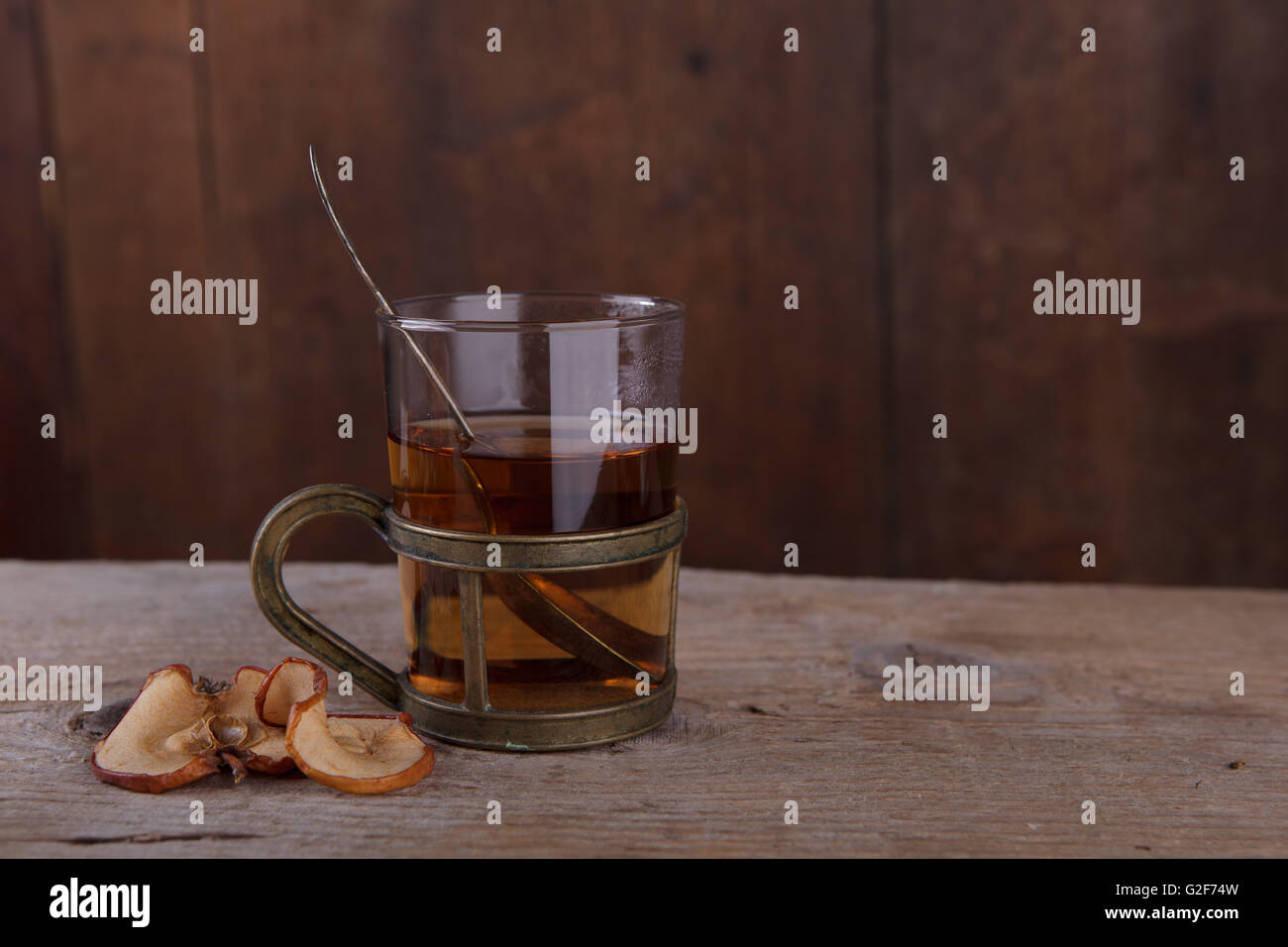 Nature morte avec fruits épicé au thé pour le froid en automne et hiver Banque D'Images