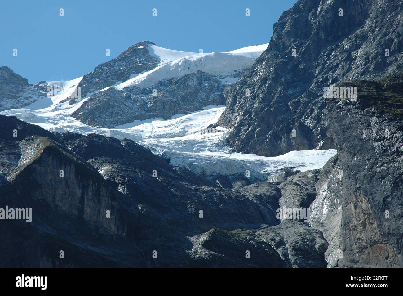 Glacier (Oberer Grindelwaldgletscher) et les pics à proximité Grindelwald dans les Alpes en Suisse Banque D'Images