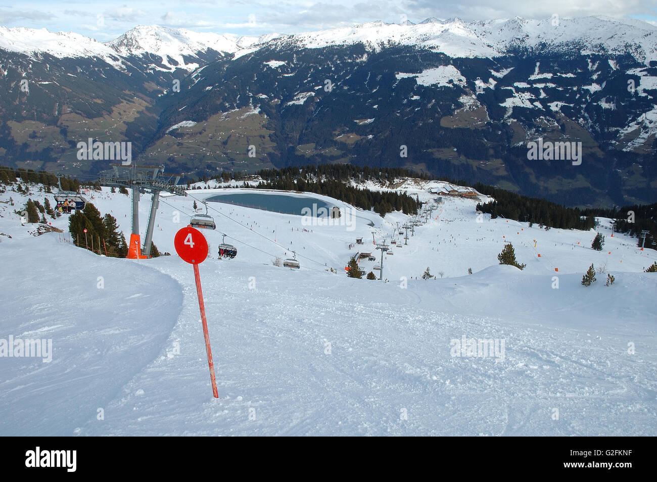 Et la pente pente symbole numéro dans les Alpes à proximité Kaltenbach dans vallée du Zillertal en Autriche Banque D'Images
