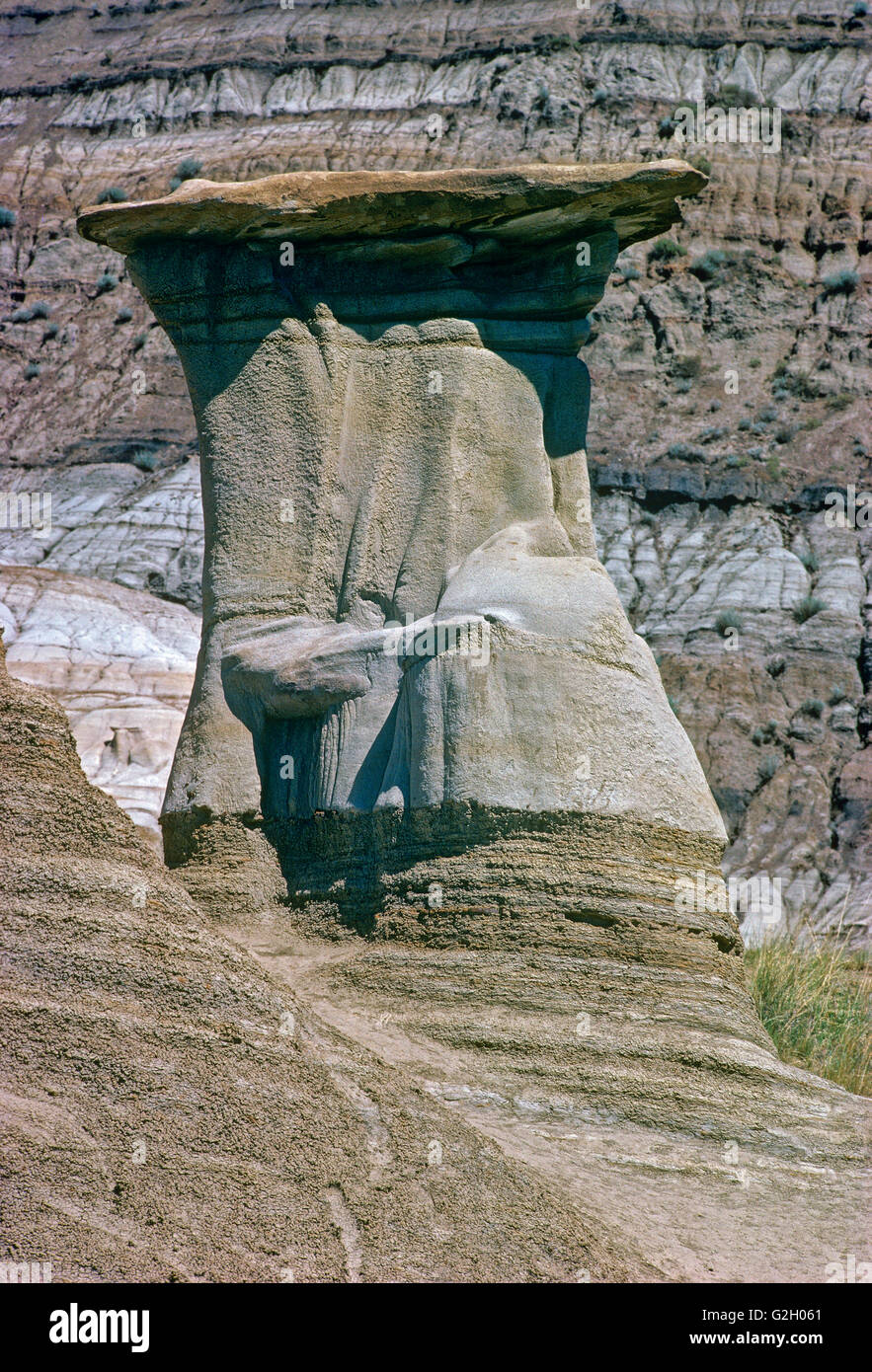 Cheminées dans Badlands East Coulee près de Drumheller, Alberta, Canada Banque D'Images