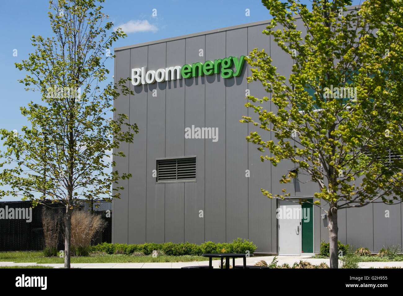 Un logo affiche à l'extérieur d'un établissement occupé par Bloom Energy à Newark, Delaware le 8 mai 2016. Banque D'Images