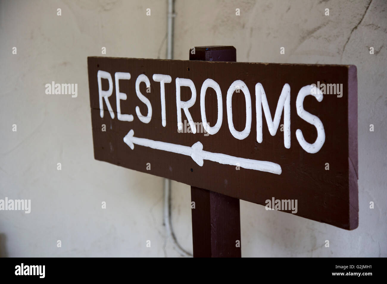 La direction de la signalisation pour les toilettes, salles de bains, wc Banque D'Images