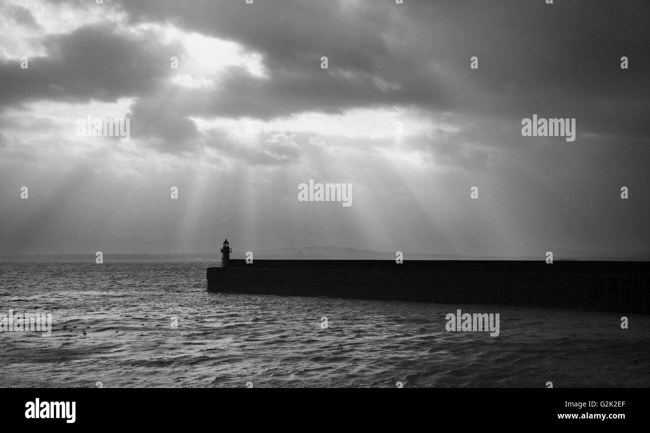 Lighthouse Silhouette, Zofingen, Fife, Scotland Banque D'Images