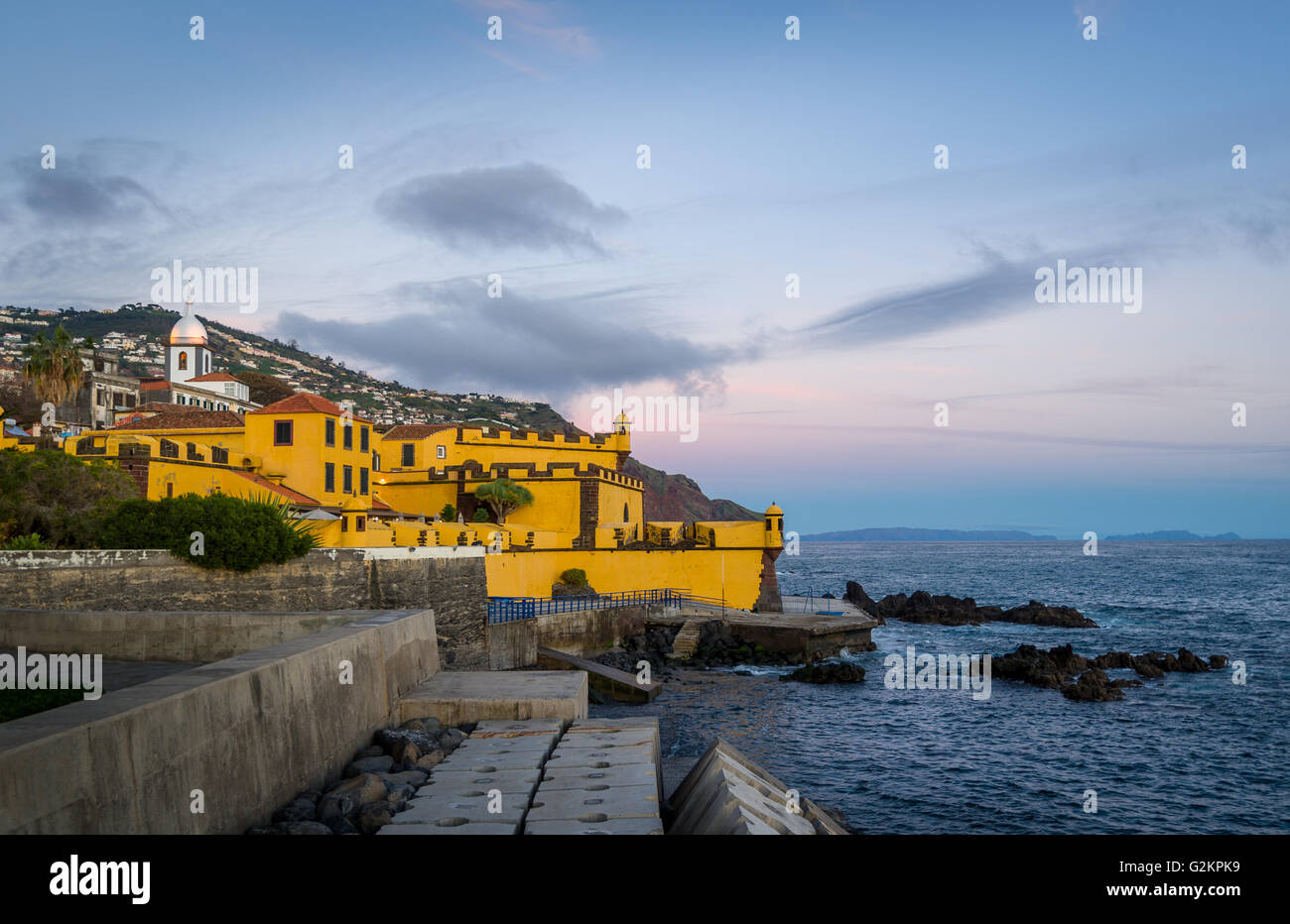 Forte de São Tiago au coucher du soleil, l'île de Madère, Funchal. Banque D'Images