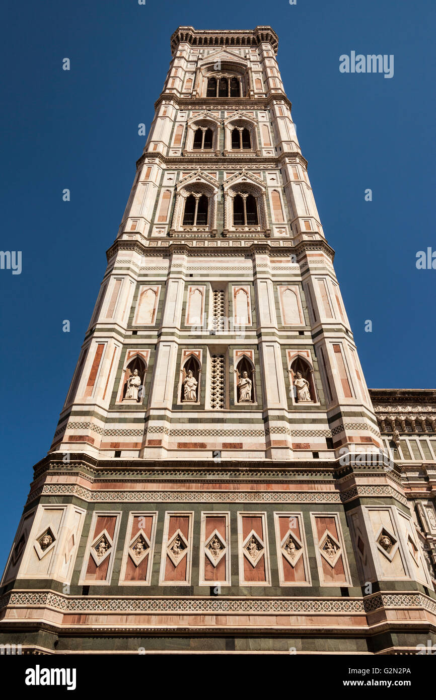 La cathédrale de Florence, Cattedrale di Santa Maria del Fiore, la tour de Giotto, Florence, Toscane, Italie Banque D'Images