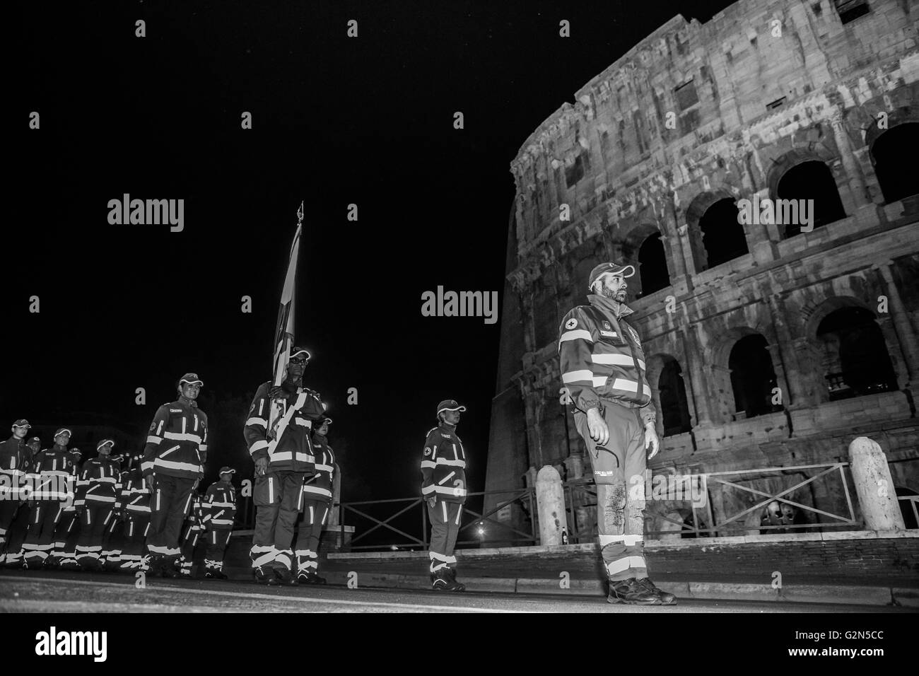 Le test, dans la nuit du 30 au 31 mai, pour le défilé du 2 juin pour la fête de la République italienne Banque D'Images