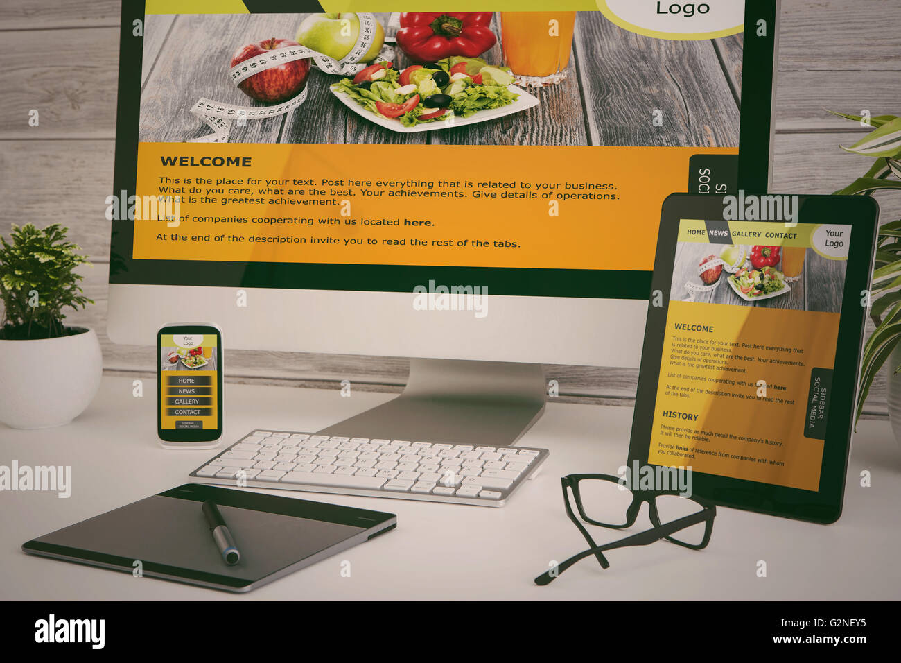 Designer's 24 avec concept responsive web design. Banque D'Images