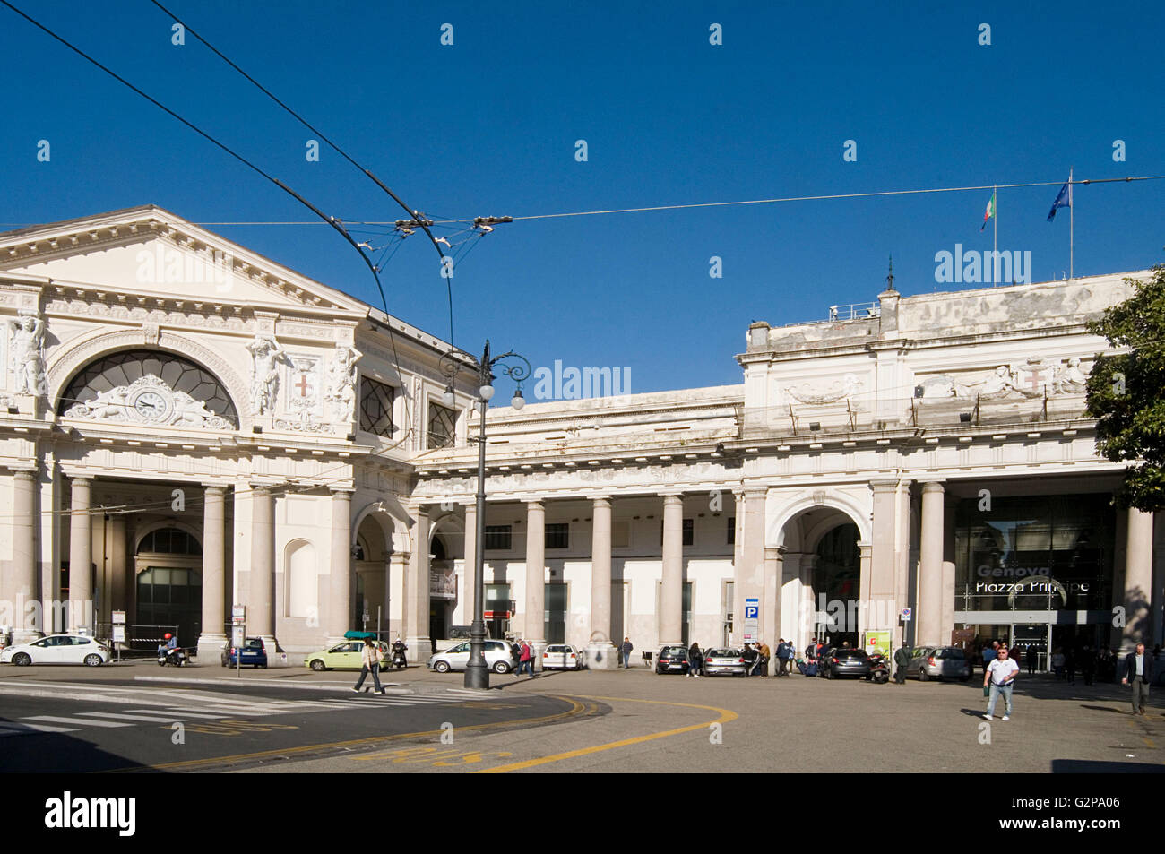 Gênes Genova Piazza Principe gare ferroviaire italien italie gares Piazza Acquaverde Via Andrea Doria Porta Prin Banque D'Images