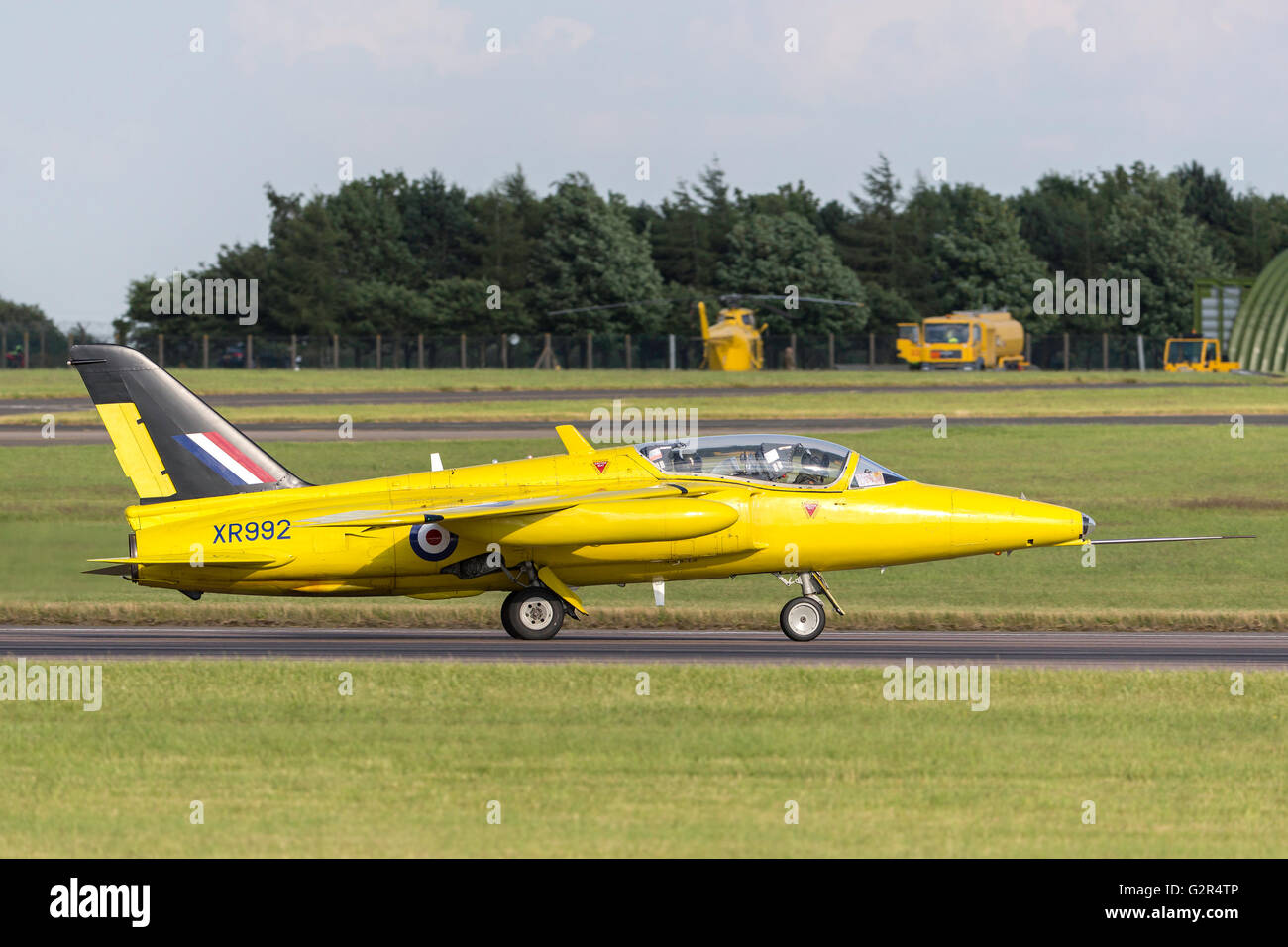 L'ancien Royal Air Force (RAF) Hawker Siddeley Gnat jet vintage G-MOUR de l'équipe de démonstration de la gnat au RAF Waddington Airshow Banque D'Images