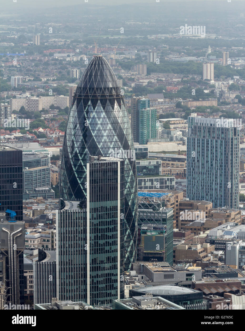 The Gherkin dans la City de Londres, Londres, Royaume-Uni Banque D'Images
