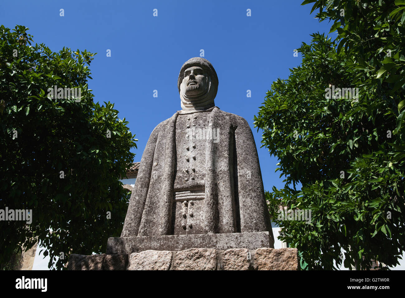 Espagne, Andalousie, Cordoue, Statue de Al Haken II fils du premier calife musulman de l'ouest dans la région de Campo Santo de los Martires. Banque D'Images