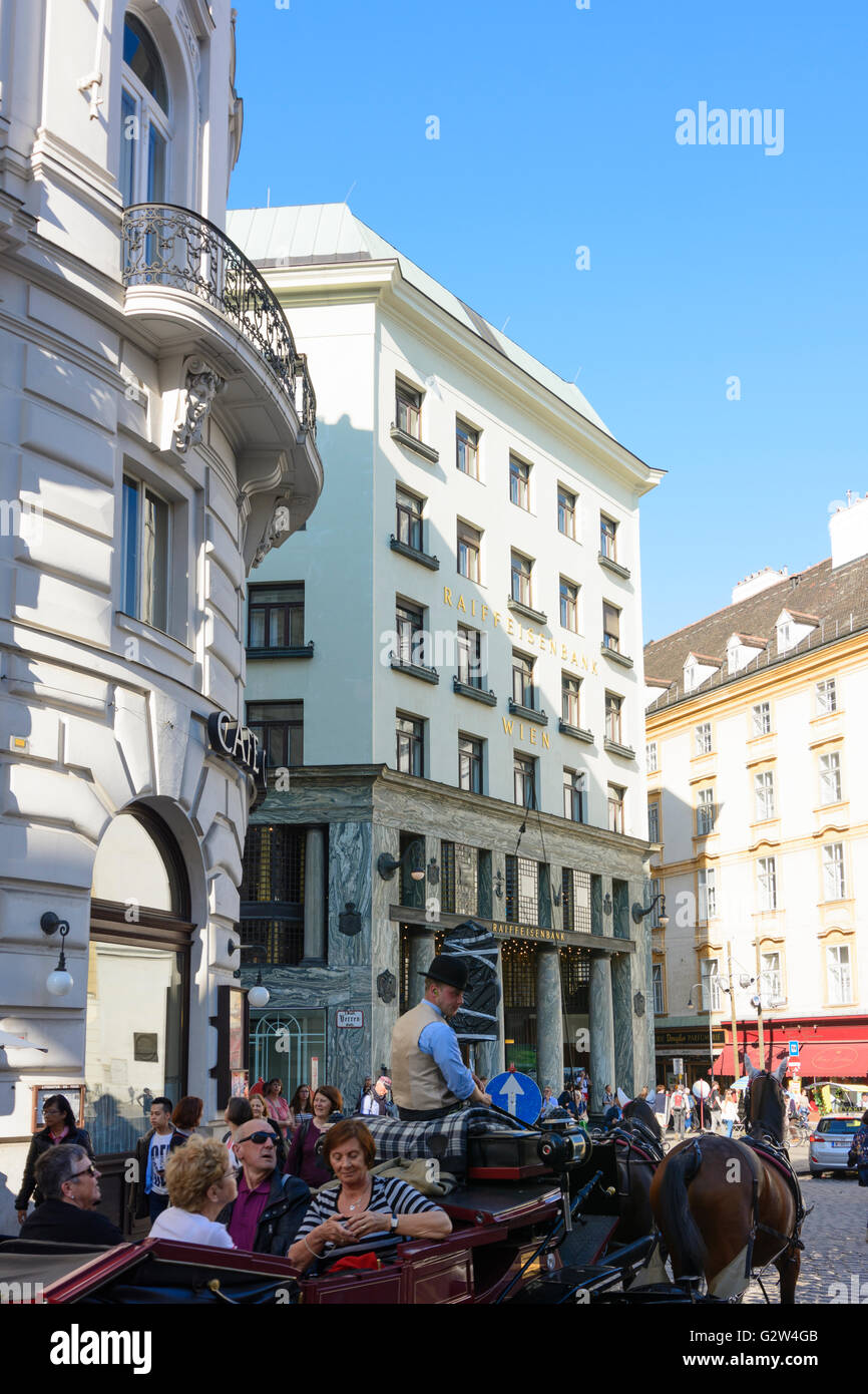 Michaelerplatz avec Looshaus et Fiaker (chariot), l'Autriche, Vienne, Wien Banque D'Images