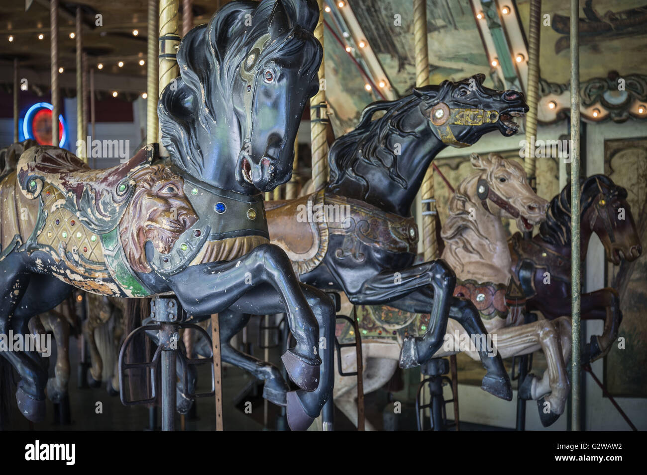 Los Angeles, Californie, USA. 14Th Sep 2014. Un carrousel antique opère tous les jours dans Griffith Park, adjacent à l'ancien emplacement du Zoo. © Fred Hoerr/ZUMA/Alamy Fil Live News Banque D'Images