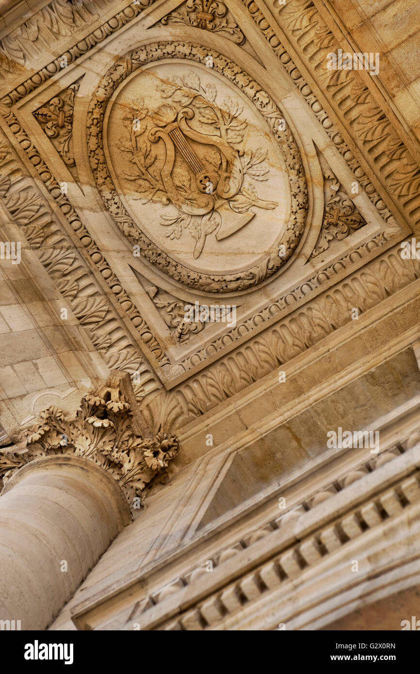 Détail de porche de l'Opéra de Bordeaux, France Banque D'Images