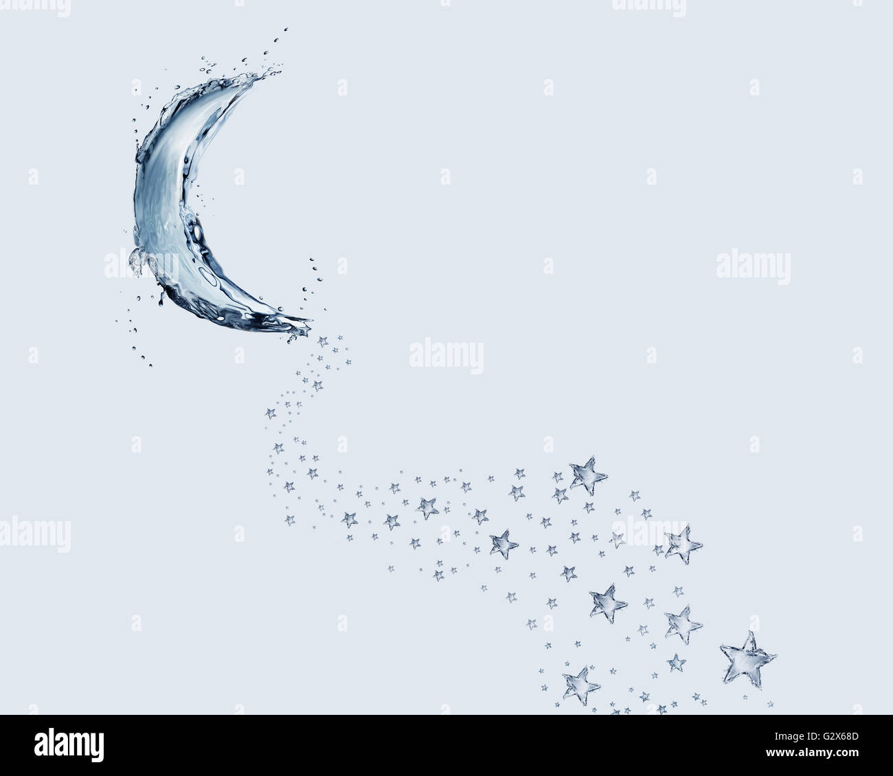 Un croissant bleu fait d'eau avec une traînée d'étoiles. Banque D'Images