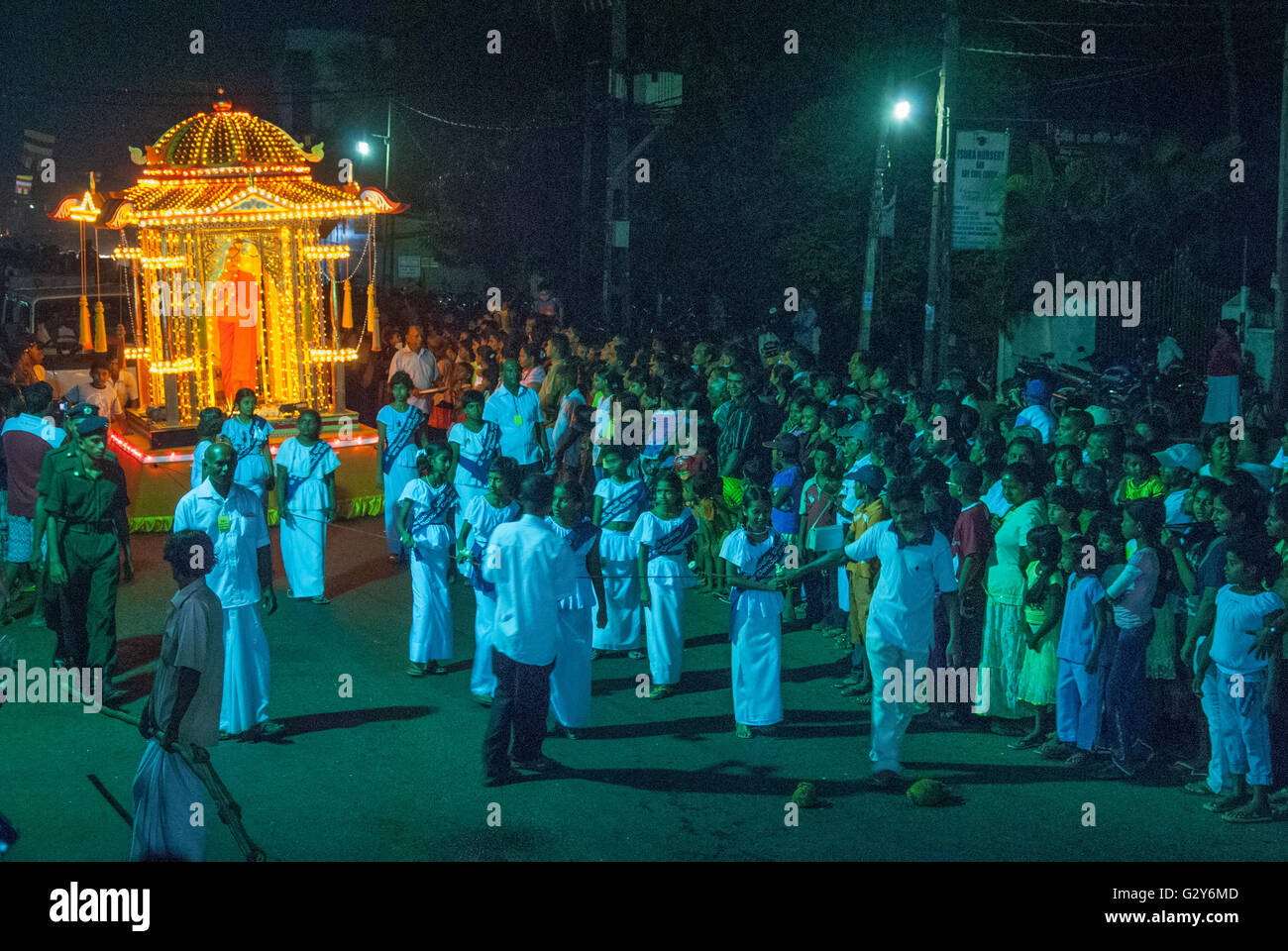 Sri Lanka Fête de la lumière, la tradition bouddhiste Banque D'Images