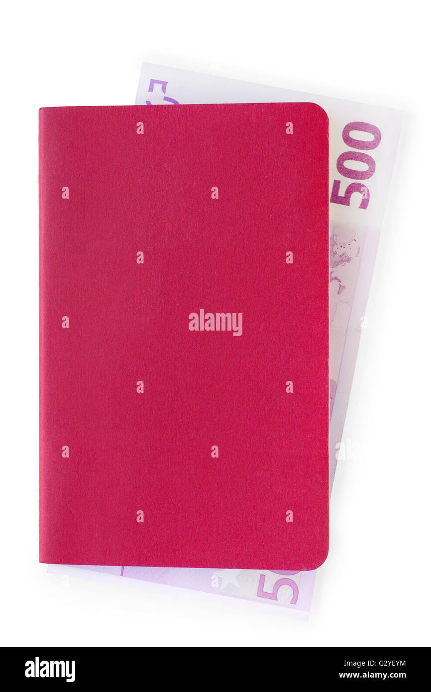 Passeport rouge vide souhaité que le document ou un bloc-notes avec couverture euro note in imbriqués. Pot-de-vin ou concept de dissimulation. Isolé sur blanc avec Banque D'Images