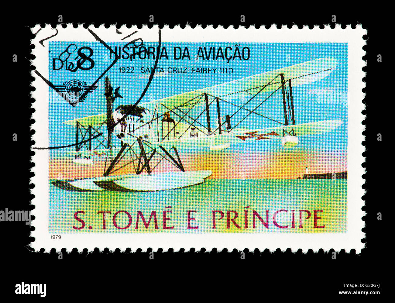 Timbre-poste de saint Thomas et Prince représentant une des îles Santa Cruz Fairey III D'Avion de l'eau. Banque D'Images