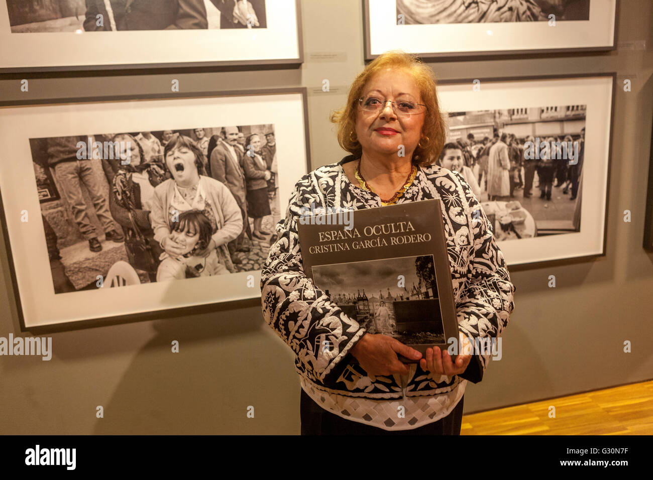 Cristina Garcia Rodero. Le célèbre photographe espagnol lors de sa visite à Prague, République Tchèque Banque D'Images