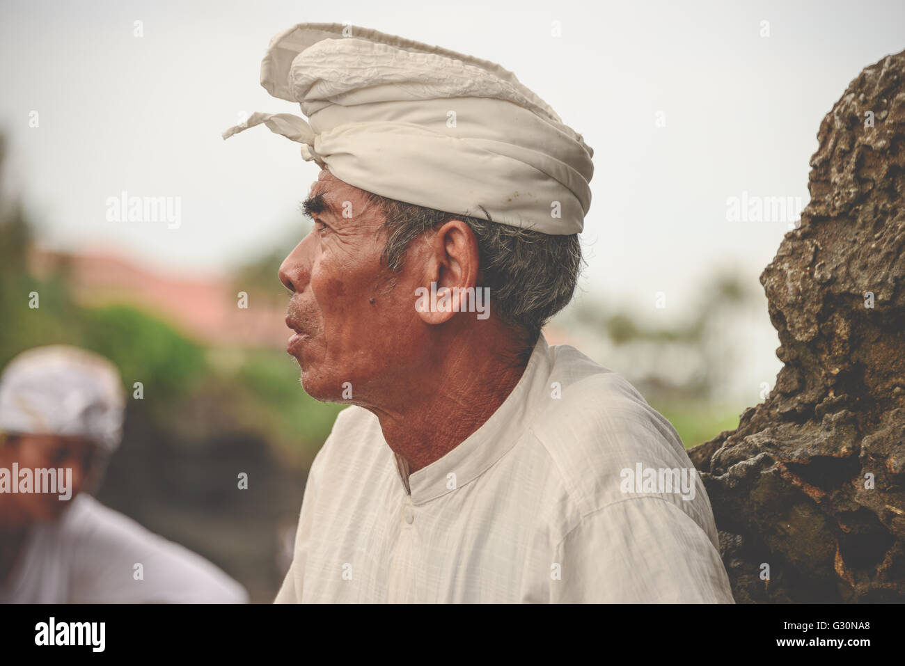Cérémonie au temple de Tanahlot à Bali Banque D'Images