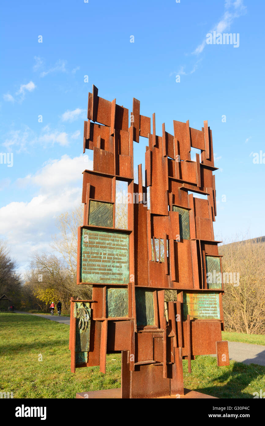 Rideau de fer Monument ' ' à l'embouchure de la March dans le Danube, Bratislava, Slovaquie, , , (Presbourg) Banque D'Images