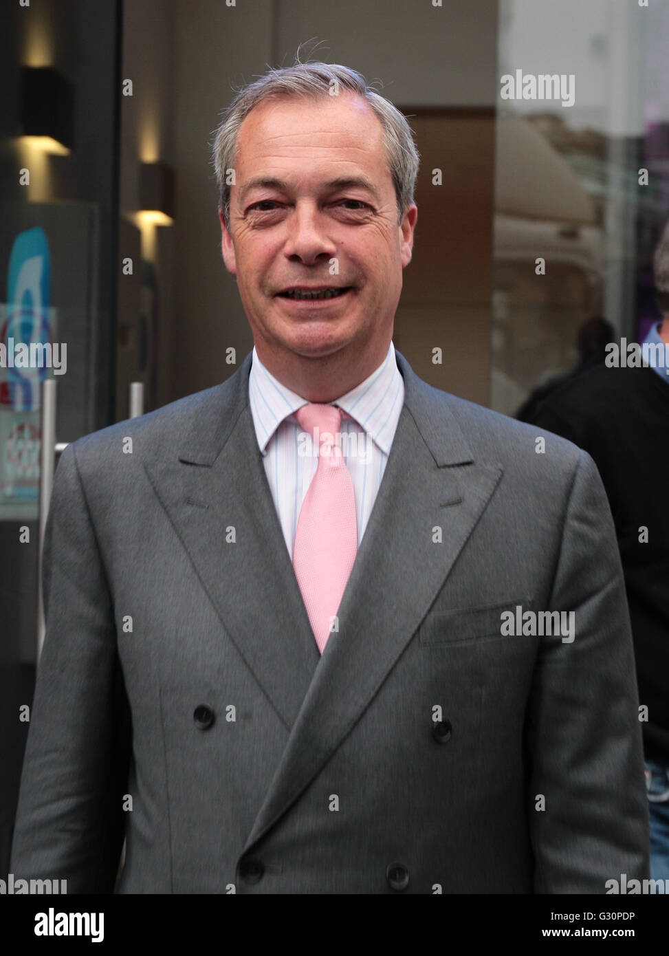 Londres, Royaume-Uni - juin 3, 2016 : Nigel Farage vu à Global media radio à Londres Banque D'Images