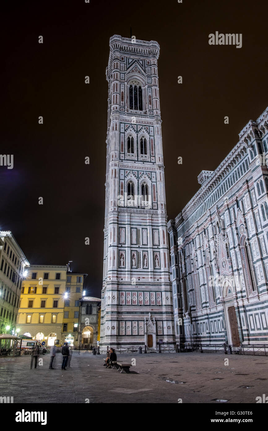Le Clocher de Giotto, la Piazza del Duomo, Florence, Italie Banque D'Images