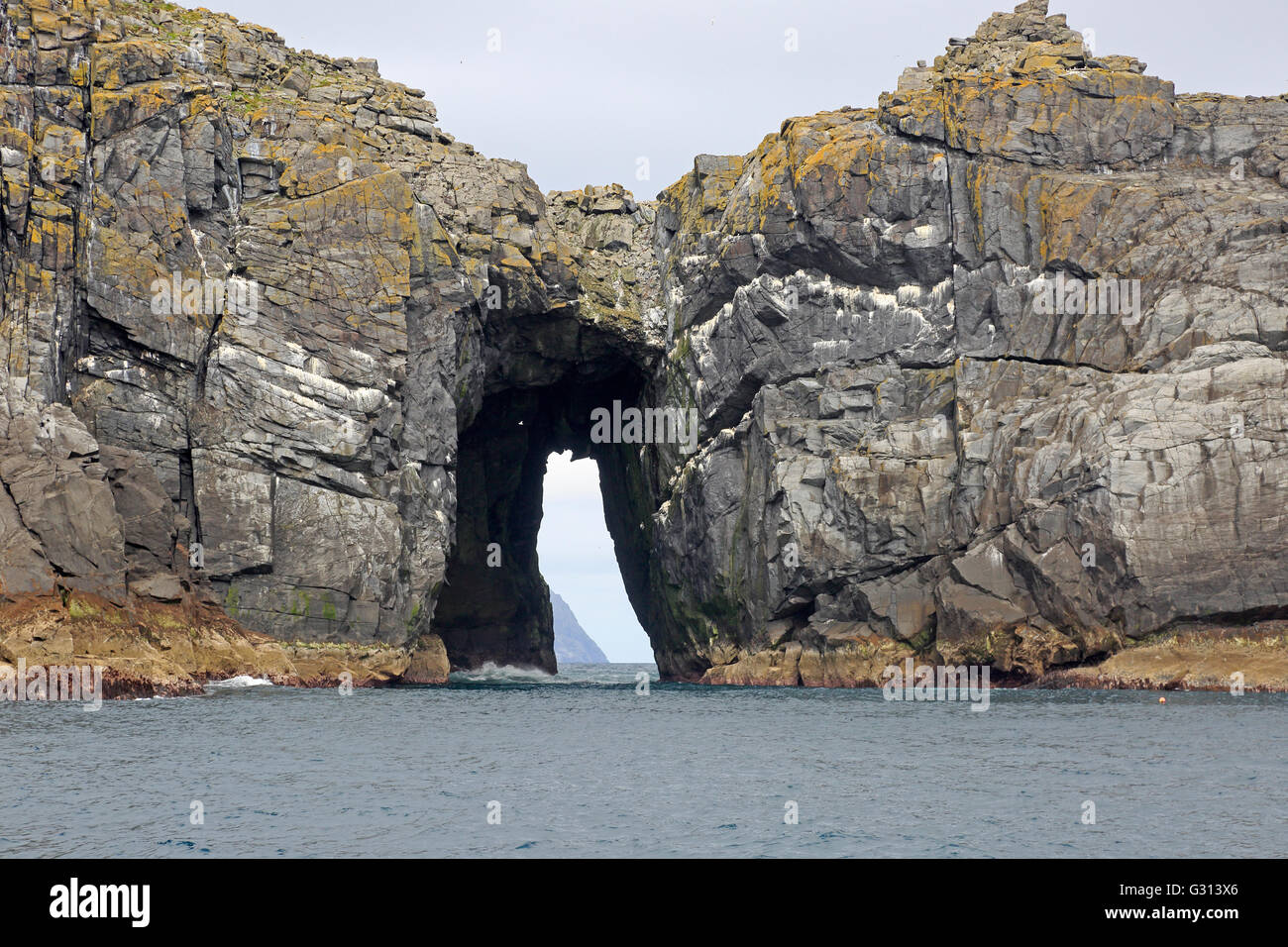 Sur le passage de la mer Dun St Kilda prises à partir d'un bateau Banque D'Images