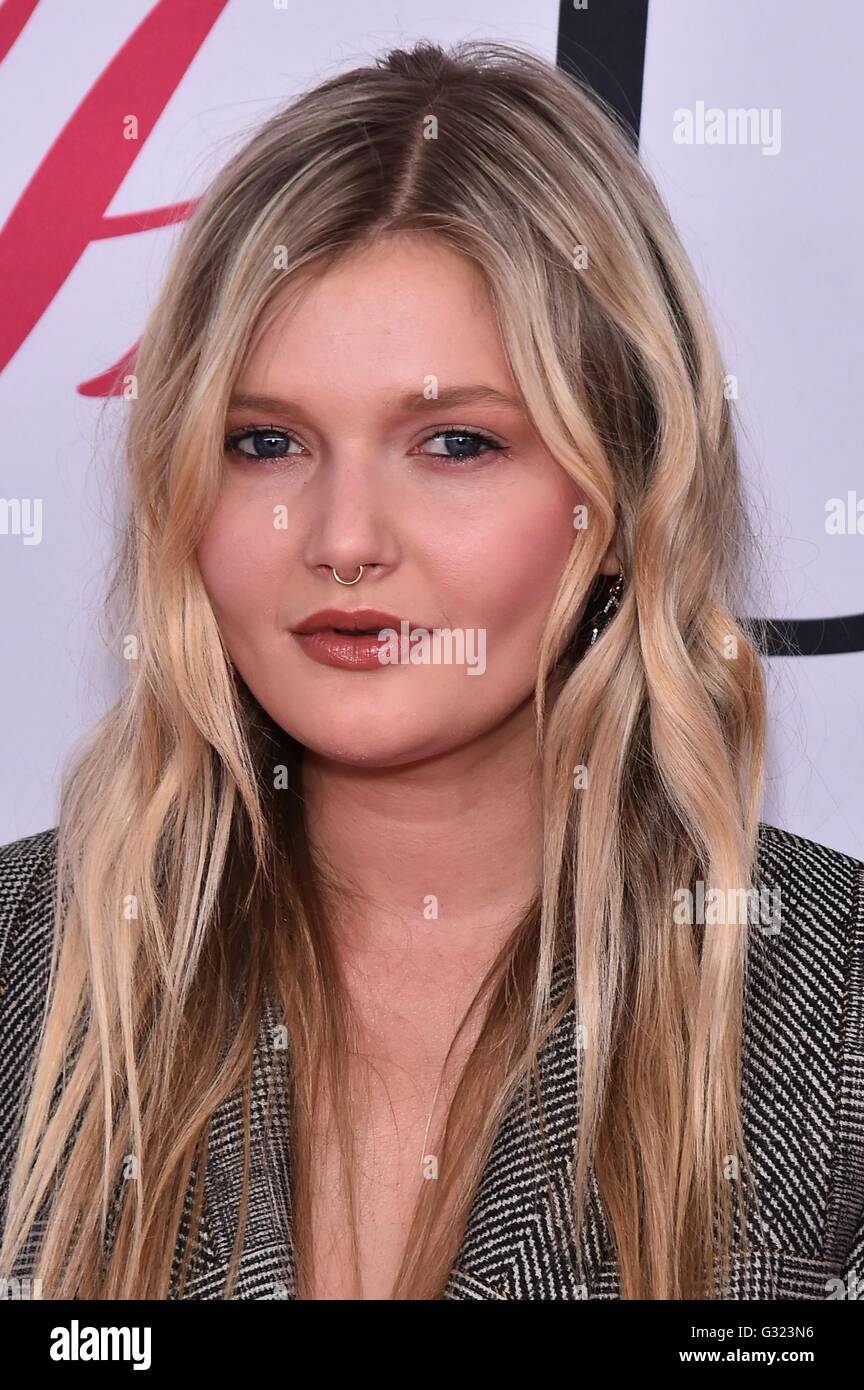 Sophie Kennedy Clark aux arrivées pour 2016 CFDA Fashion Awards, Hammerstein Ballroom au centre de Manhattan, New York, NY Le 6 juin 2016. Photo par : Steven Ferdman/Everett Collection Banque D'Images