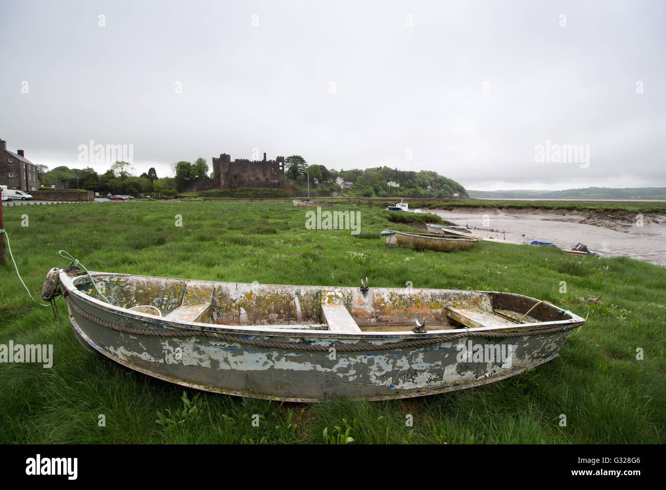 Le port à Laugharne, Pays de Galles, dans lequel le poète Dylan Thomas vivait avec sa famille entre 1949 et 1953. Banque D'Images