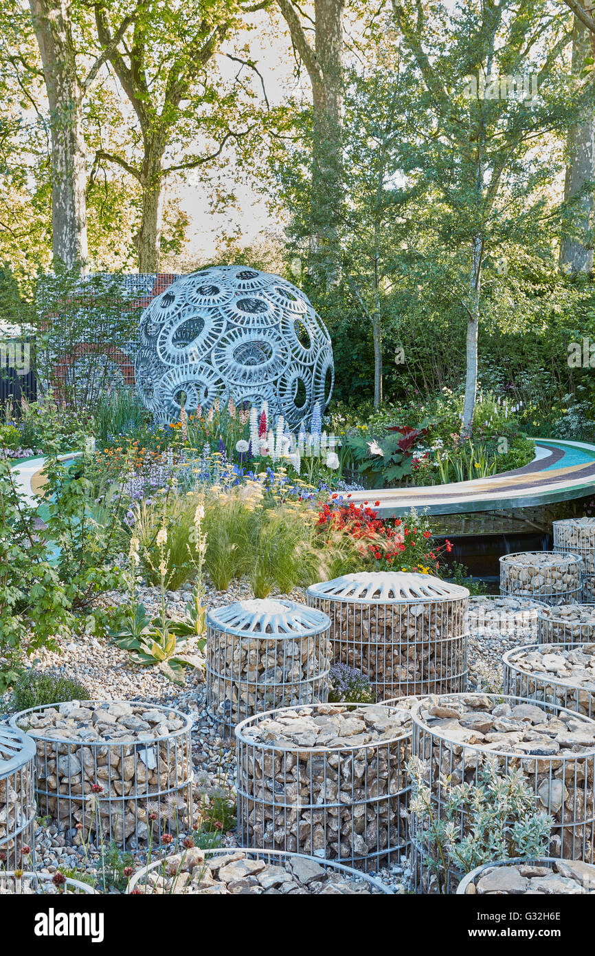 Chelsea Flower Show 2016 Rosy Hardy Brewin Dolphin Garden Banque D'Images