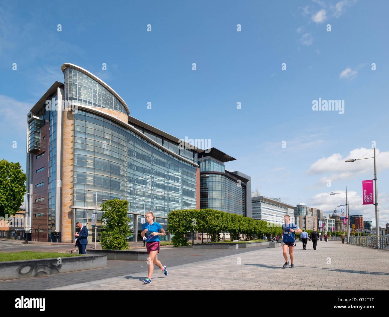 Voir de nouveaux immeubles de bureaux au CIDD Broomielaw nouveau quartier commercial et financier à Glasgow Royaume-Uni Banque D'Images