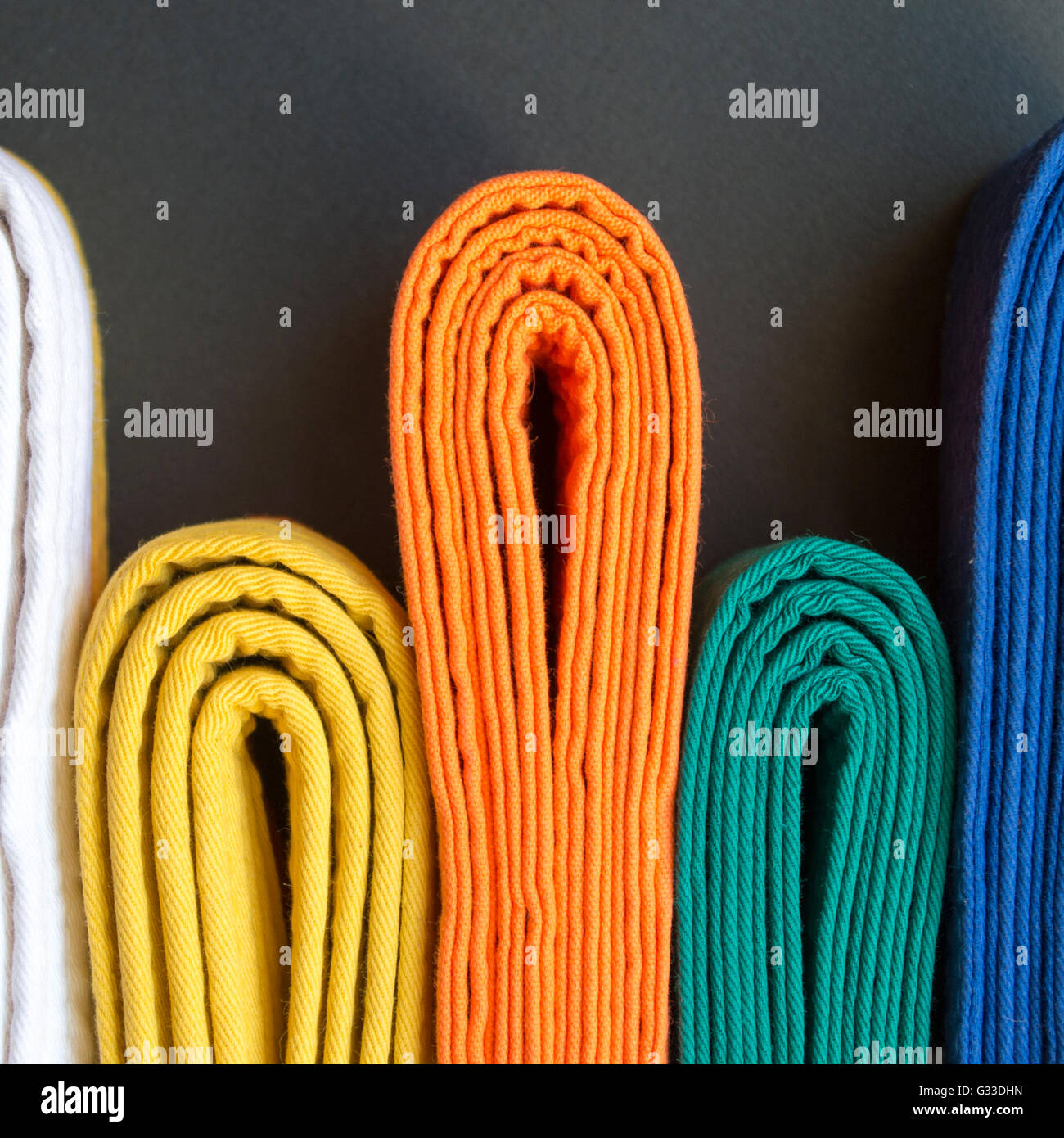 Multicolore en coton pour le judo, le karaté et autres arts martiaux Banque D'Images