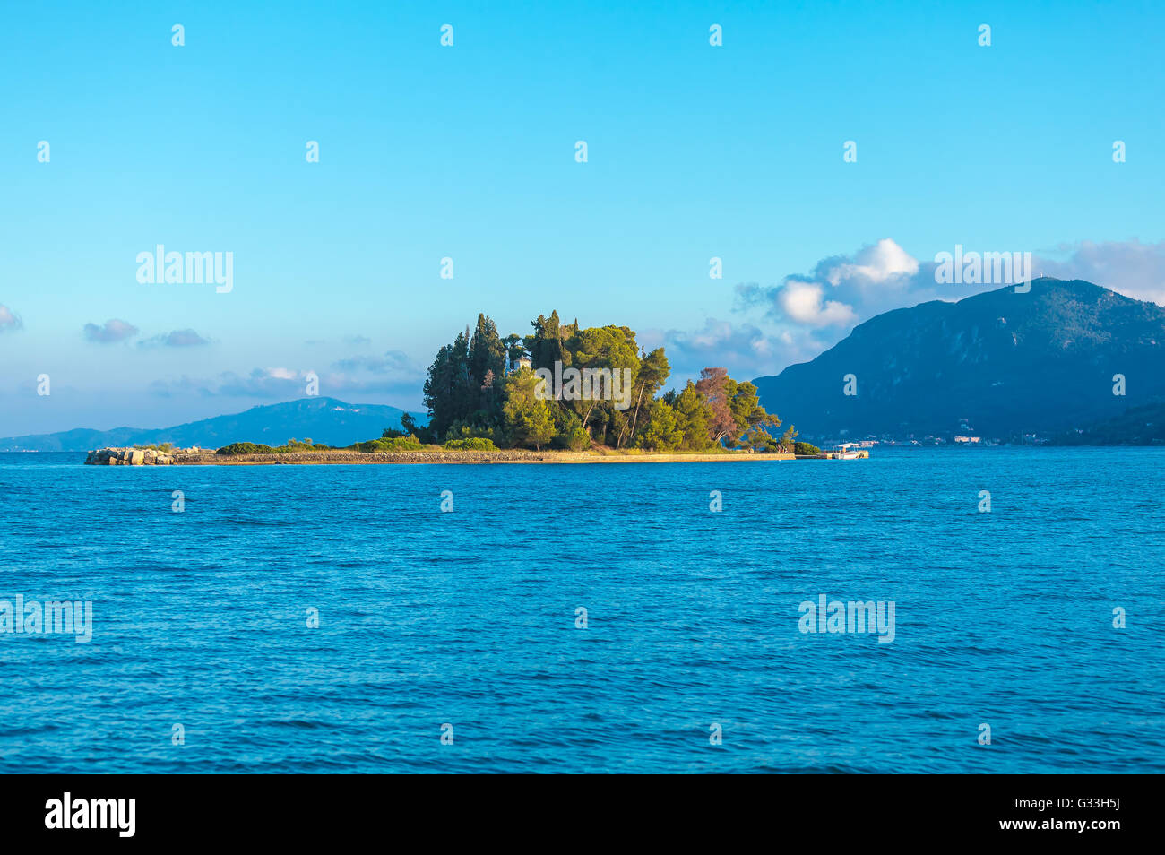 Monastère de Pantokrator sur l'île de Pontikonisi (île de la souris), Corfou, Grèce Banque D'Images