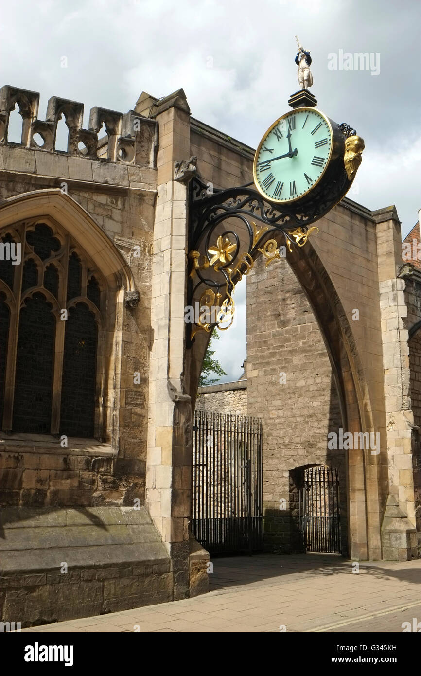 L'horloge de l'église St Martins Coney Street York North Yorkshire Angleterre Royaume-Uni Royaume-Uni Europe Banque D'Images