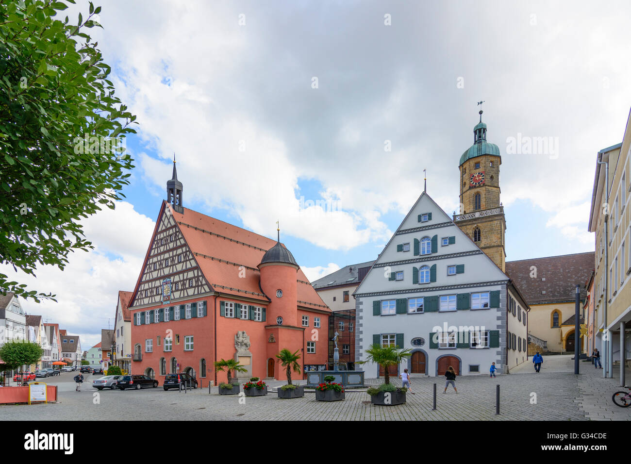 Place du marché et de l'église de Saint-blaise, Allemagne, Bade-Wurtemberg, Schwäbische Alb, Jura souabe, Bopfingen Banque D'Images