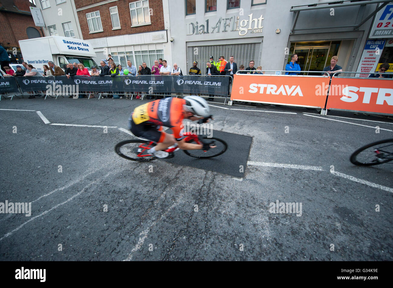 Croydon, London, UK. 7 juin 2016. Pearl Izumi Tour Série 9 Série soir course à travers le centre de Croydon sur 1km de route fermée avec 8 lacets. Credit : sportsimages/Alamy Live News. Banque D'Images