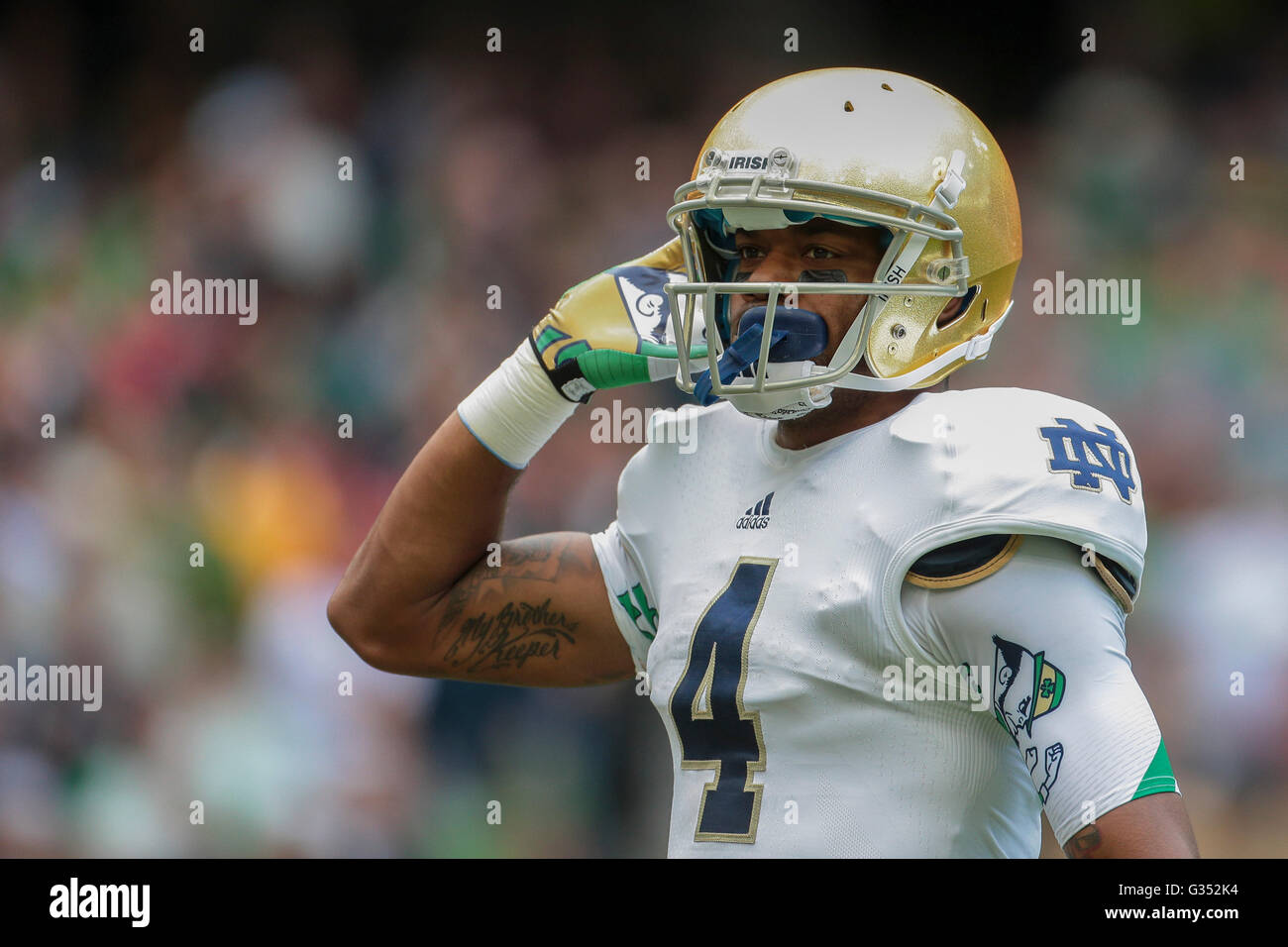 RB George Atkinson, # 4 Notre Dame, au cours de la NCAA football match entre la Marine et la Cathédrale Notre Dame le 1 septembre Banque D'Images