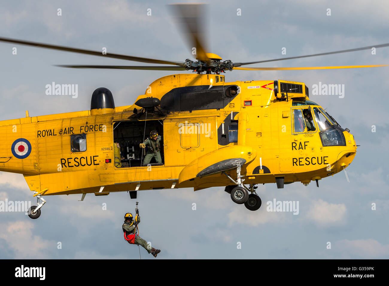 Royal Air Force Westland Sea King WS-61 HAR3 d'hélicoptères de recherche et de sauvetage de l'Escadron 22 XZ595. Banque D'Images