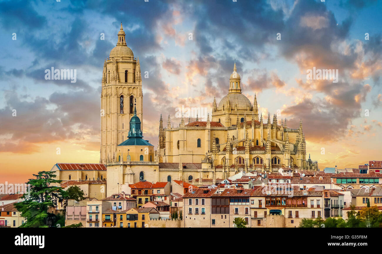 Cathédrale de Santa Maria de Segovia dans la ville historique de Ségovie, Castille et Leon, Espagne Banque D'Images