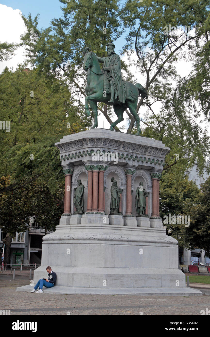 Canada statue de Charlemagne (Carolus Magnus), Roi des Francs, à côté du Parc d'Avroy, Liège, Belgique. Banque D'Images