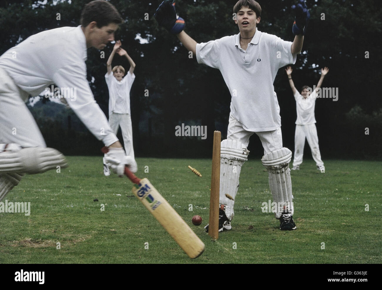 Match de cricket de l'école. L'Angleterre. UK. L'Europe Banque D'Images