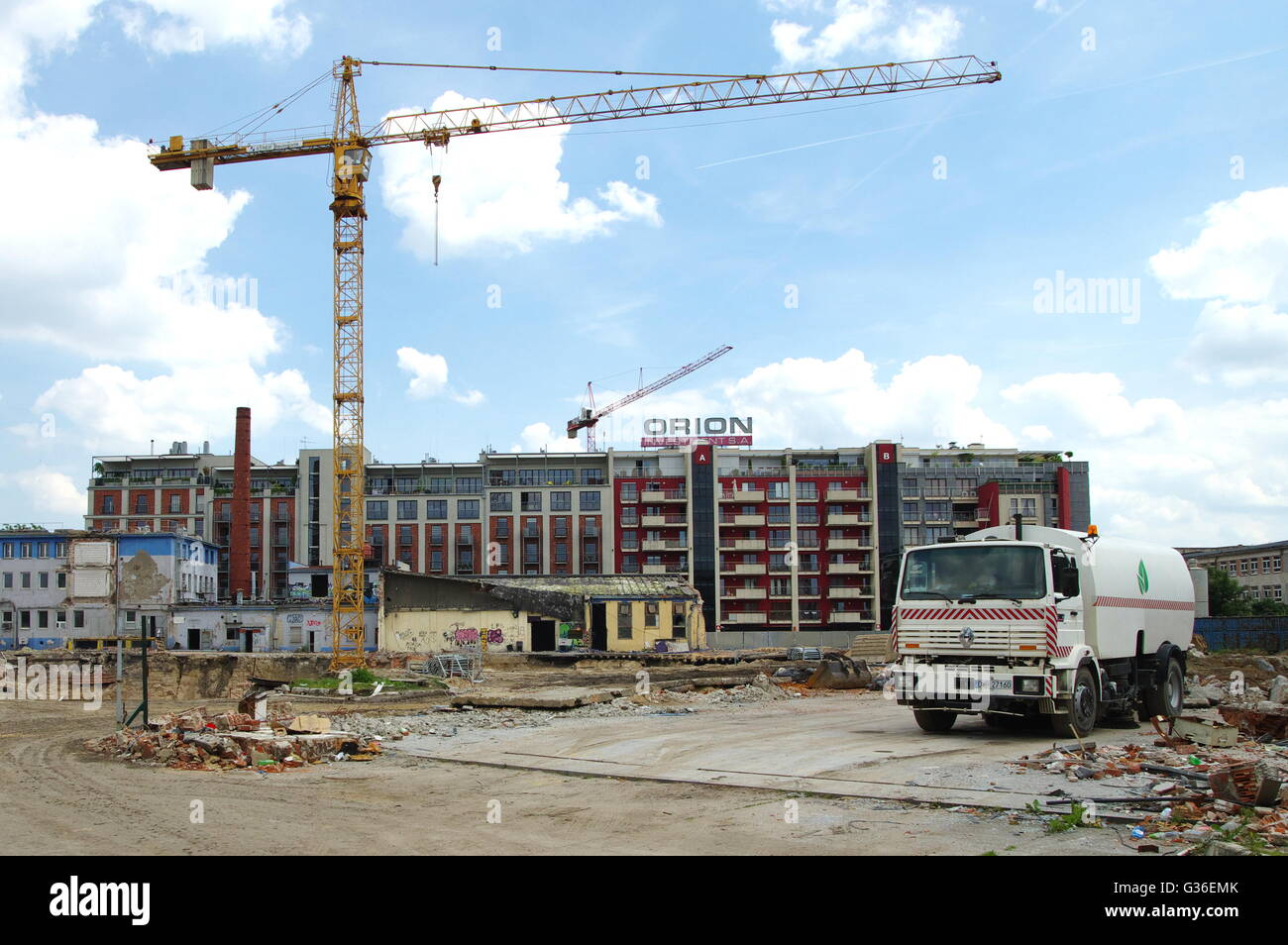 Cracovie, Pologne - 04 juin 2016 : quartier Podgorze, Przemyslowa street. Modernisation et extension de l'ancienne zone industrielle. Banque D'Images