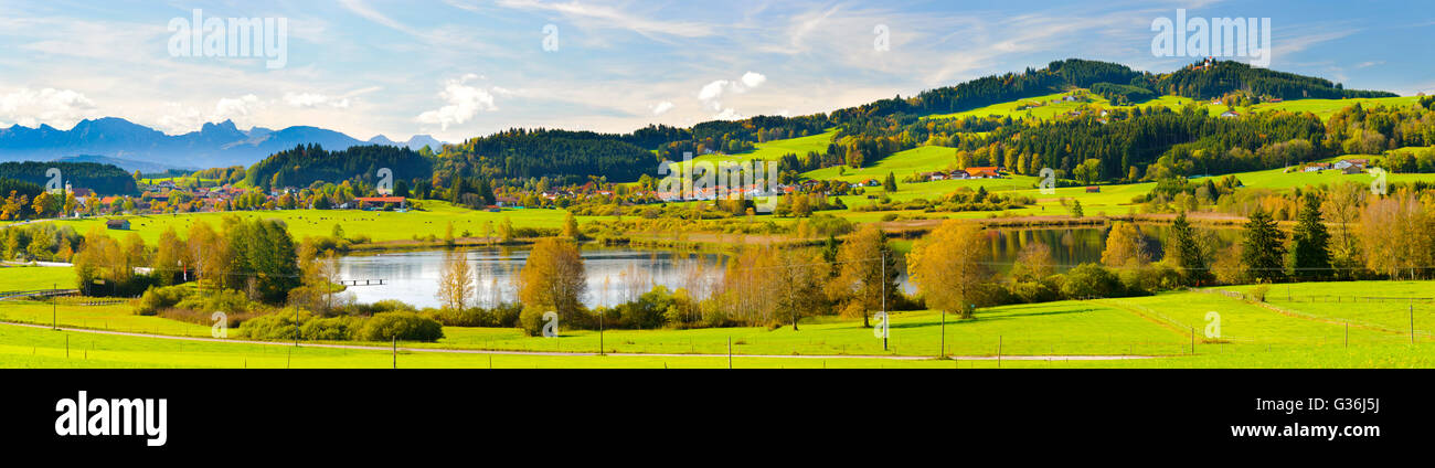 Paysage panoramique avec alpes et lac de Bavière, Allemagne Banque D'Images