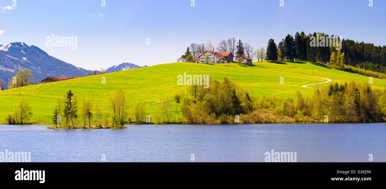 Paysage panoramique avec alpes et lac de Bavière, Allemagne Banque D'Images