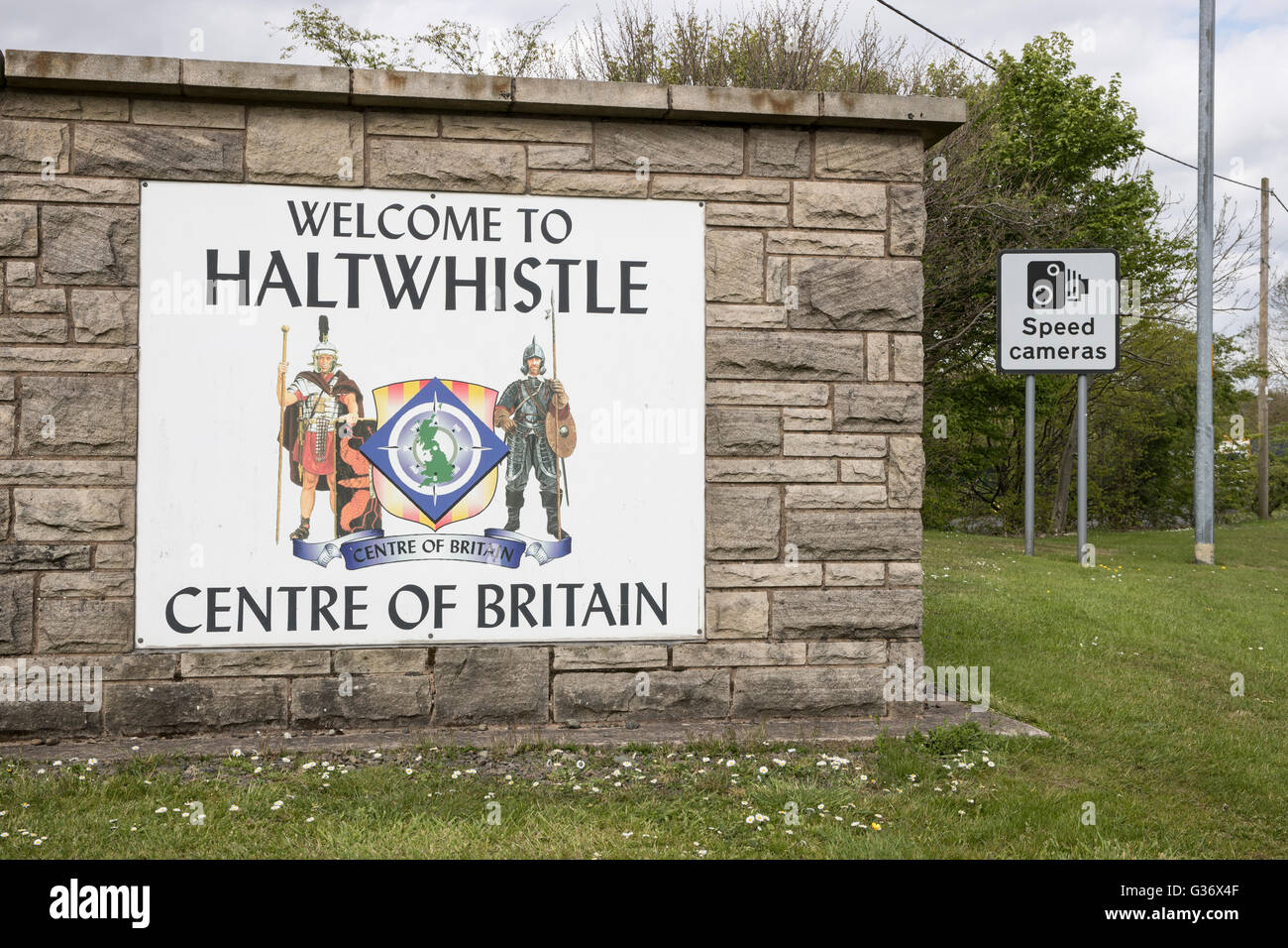 Hexham est le soi-disant centre géographique de la Grande-Bretagne. Le village de Northumbrie est au N 054°57'56,68', W 002°28'37.19' à une Banque D'Images