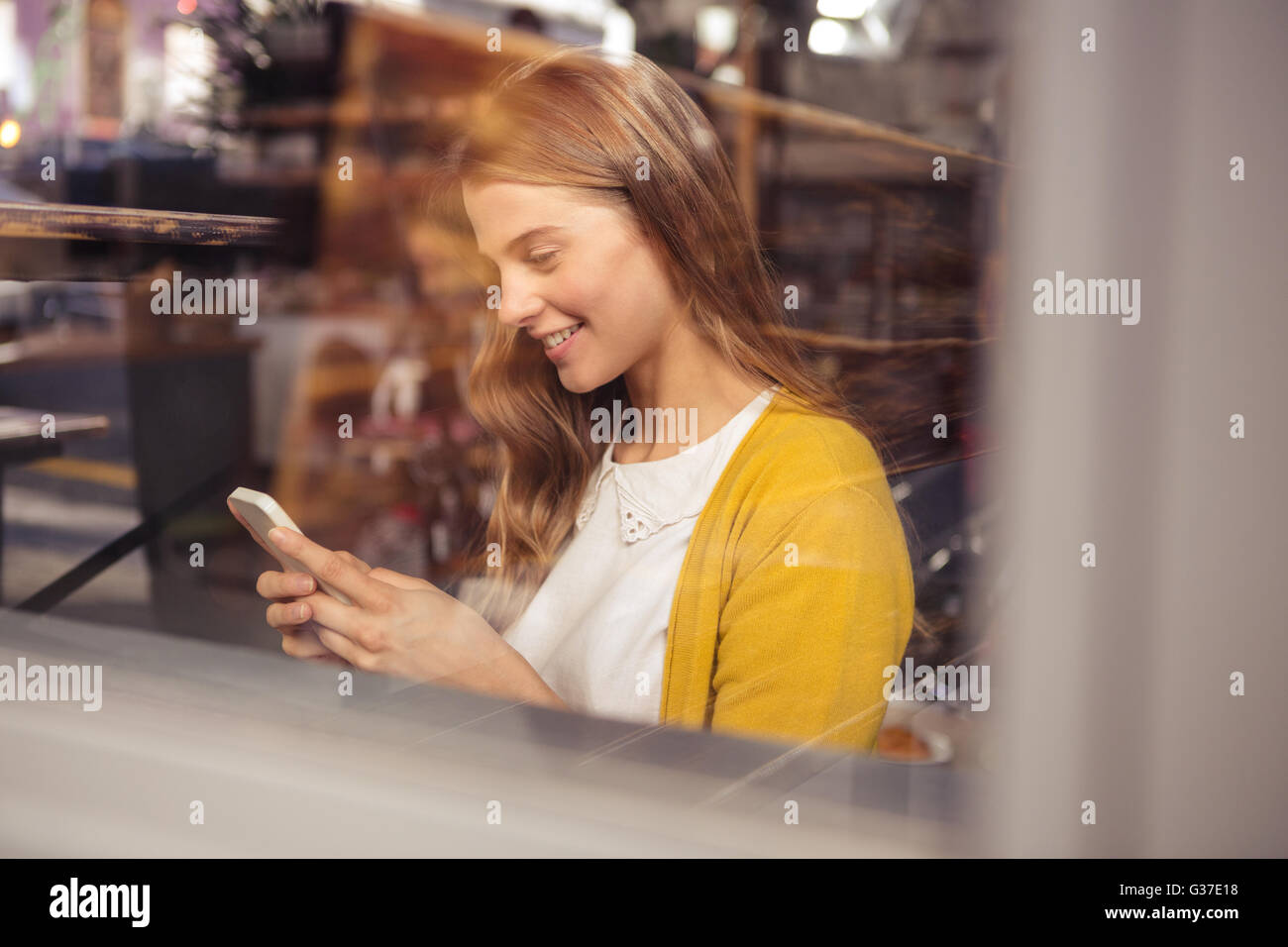 Femme au téléphone Banque D'Images