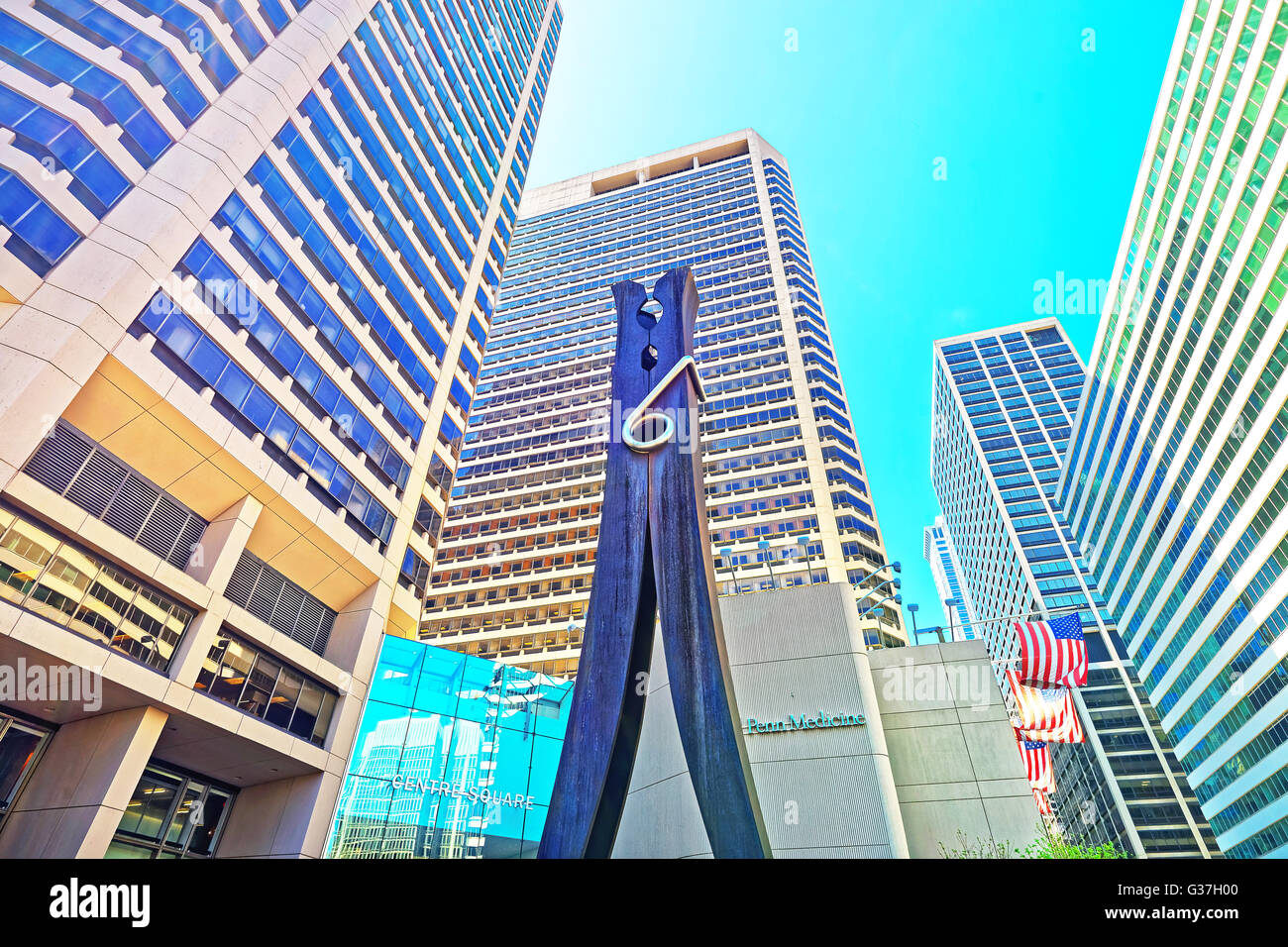 Philadelphie, USA - 4 mai 2015 : Clothespin sculpture à gratte-ciel dans le centre-ville de Philadelphie. New York, USA. Banque D'Images