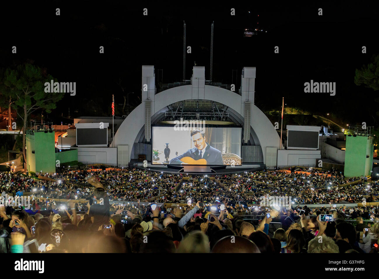 JUN 26, Los Angeles : chanter seul, chanson de la musique on juin 26, 2015 au Hollywood Bowl, à Los Angeles Banque D'Images