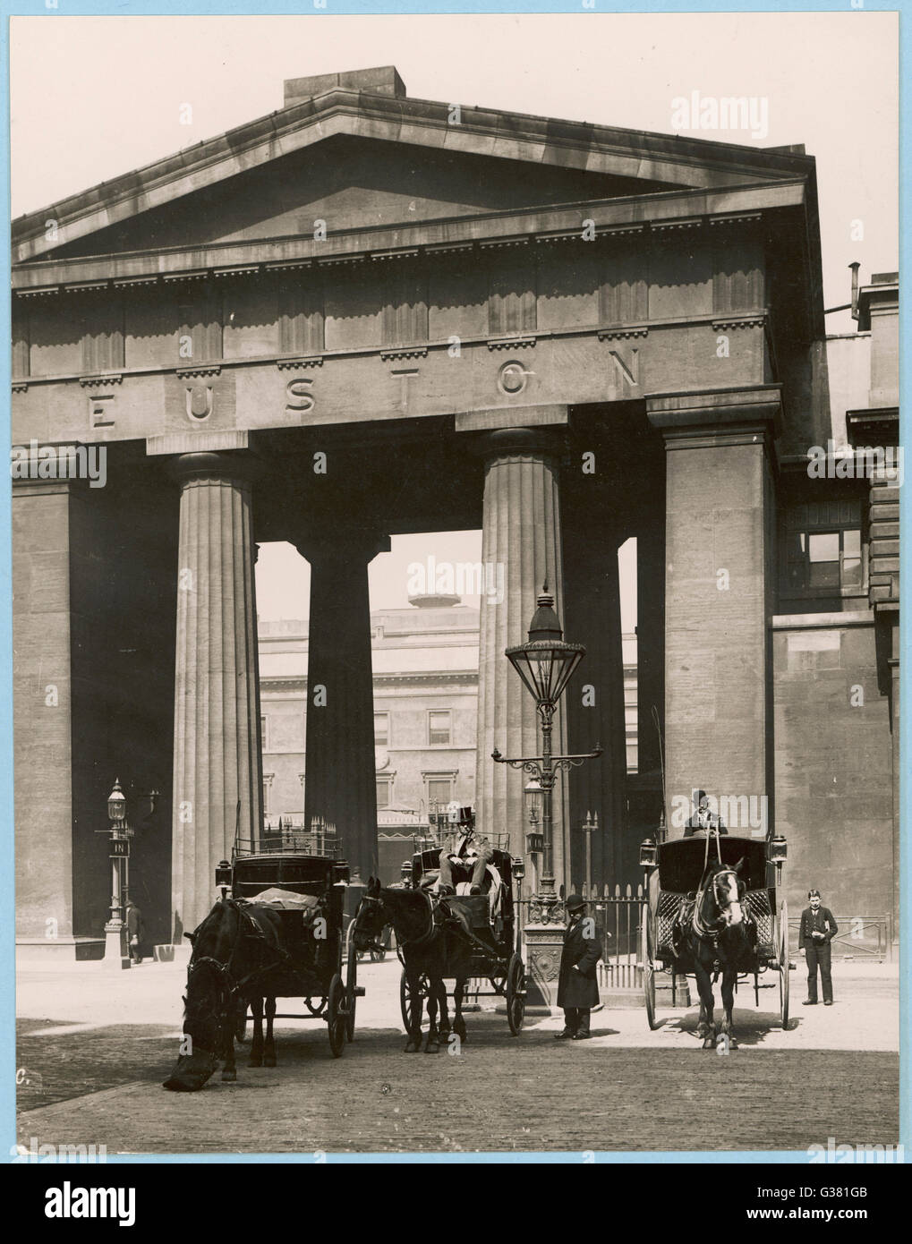 Date : 1890 Euston Arch Banque D'Images